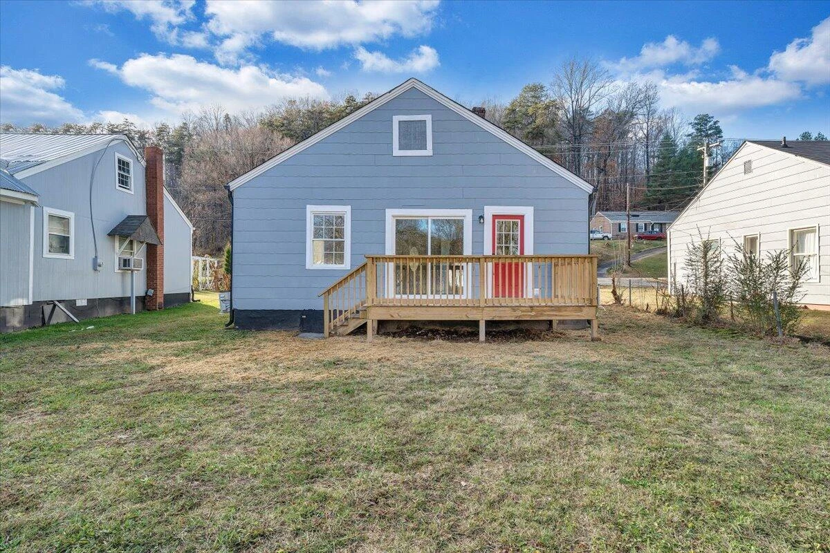 1920 Daniels Creek RD - Photo 23