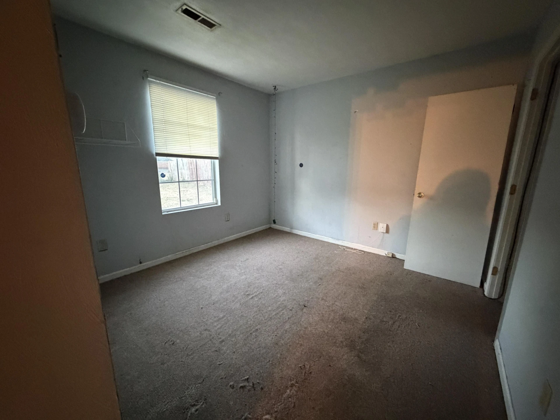 2930 Ravenwood AVE NW - Photo 4