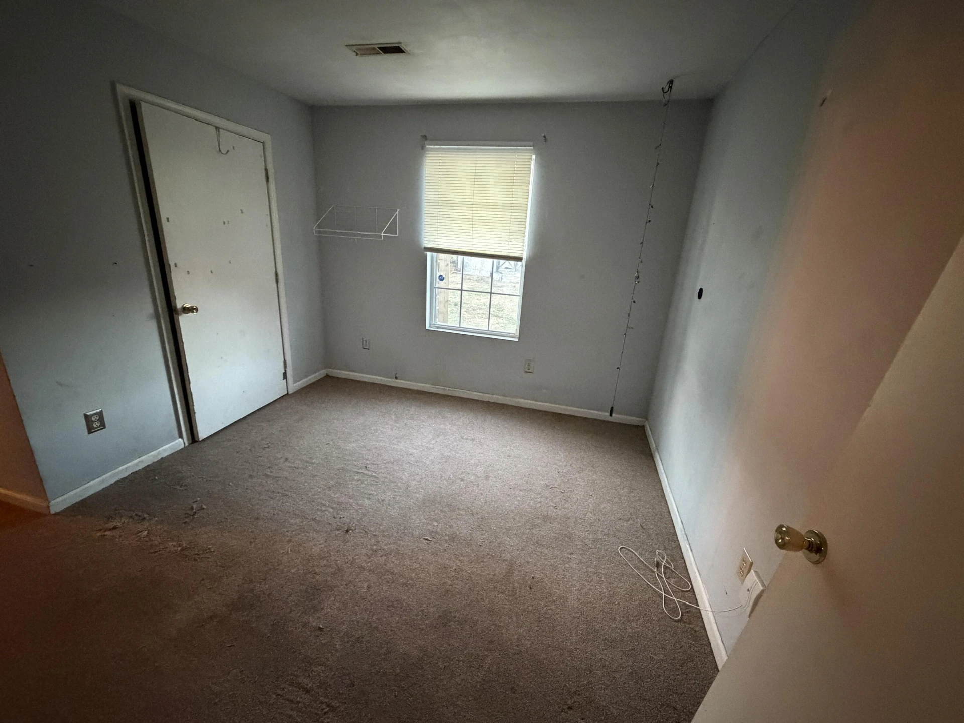 2930 Ravenwood AVE NW - Photo 5