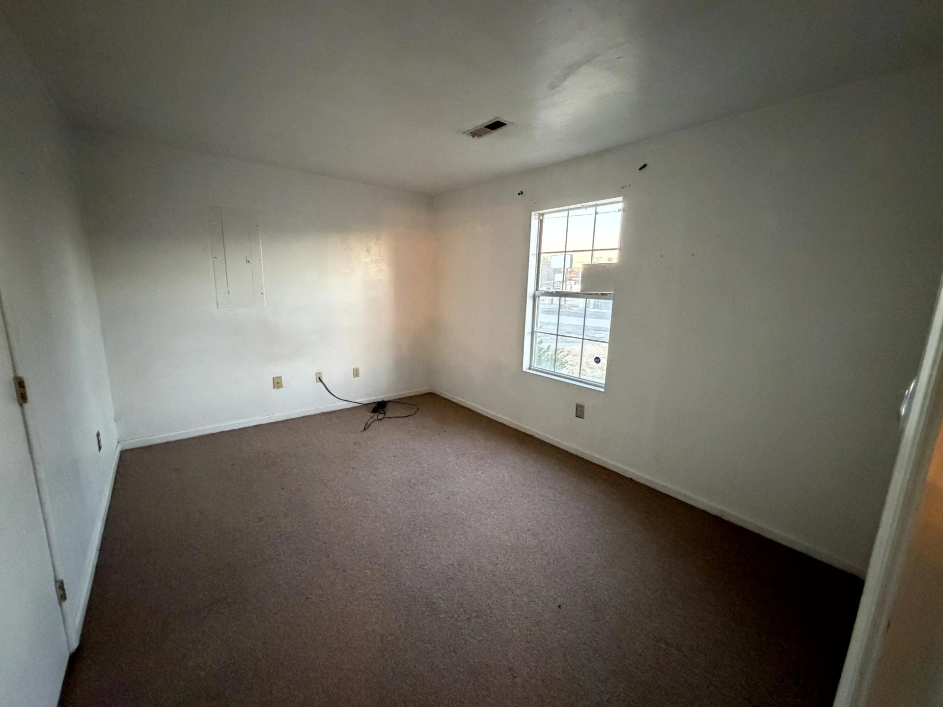 2930 Ravenwood AVE NW - Photo 6