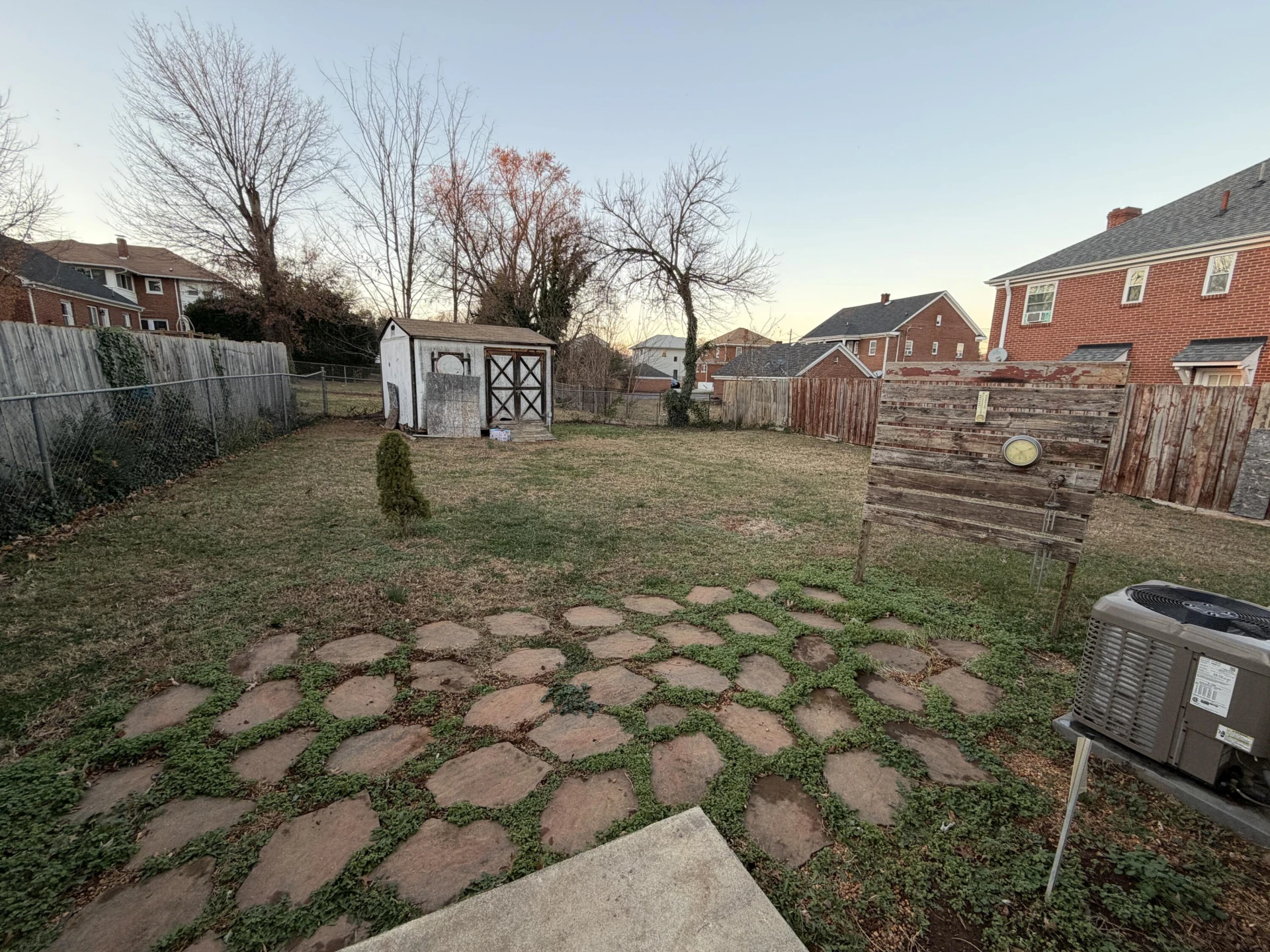 2930 Ravenwood AVE NW - Photo 8