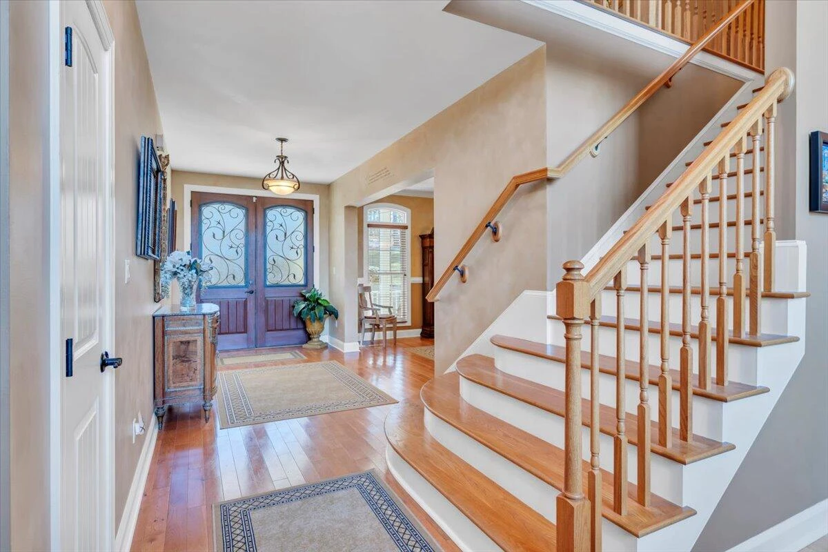 5565 Carons View LN - Photo 19