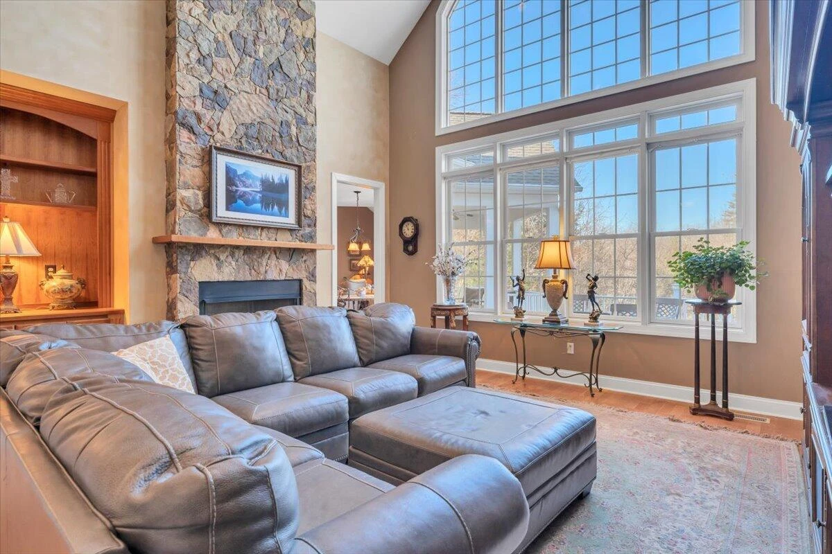 5565 Carons View LN - Photo 21