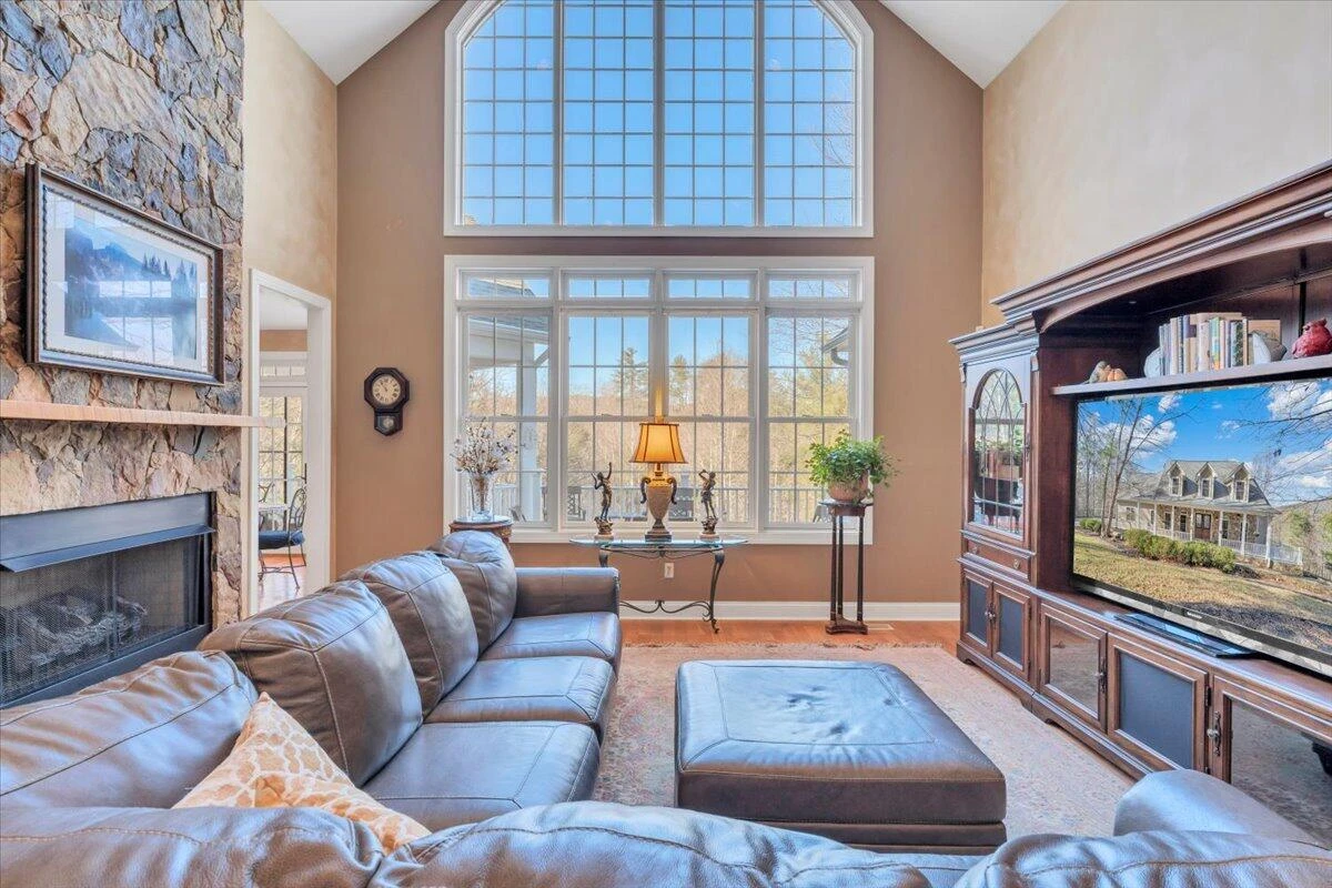 5565 Carons View LN - Photo 22