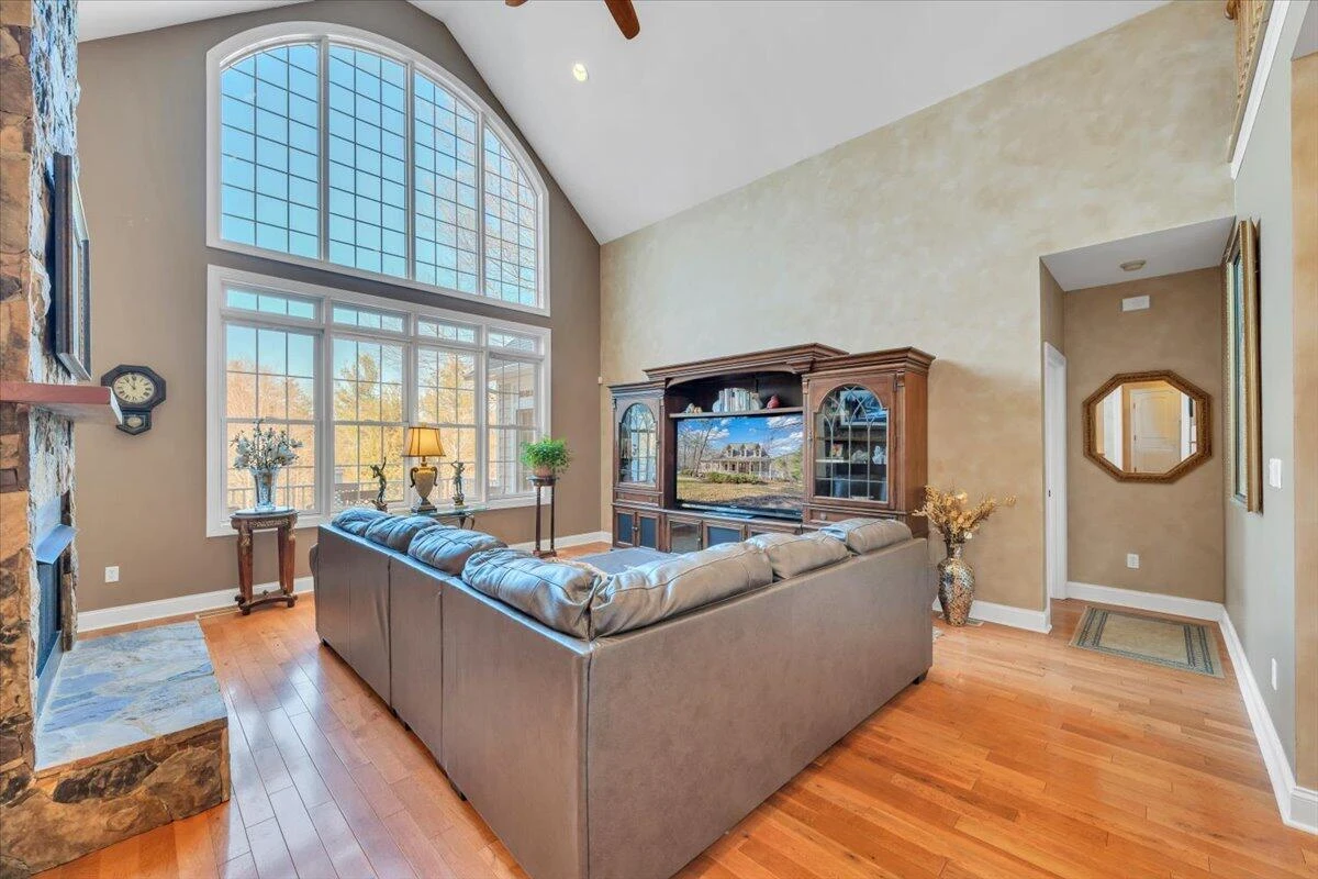5565 Carons View LN - Photo 25