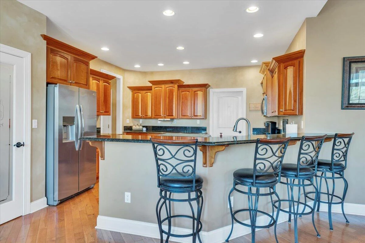 5565 Carons View LN - Photo 30