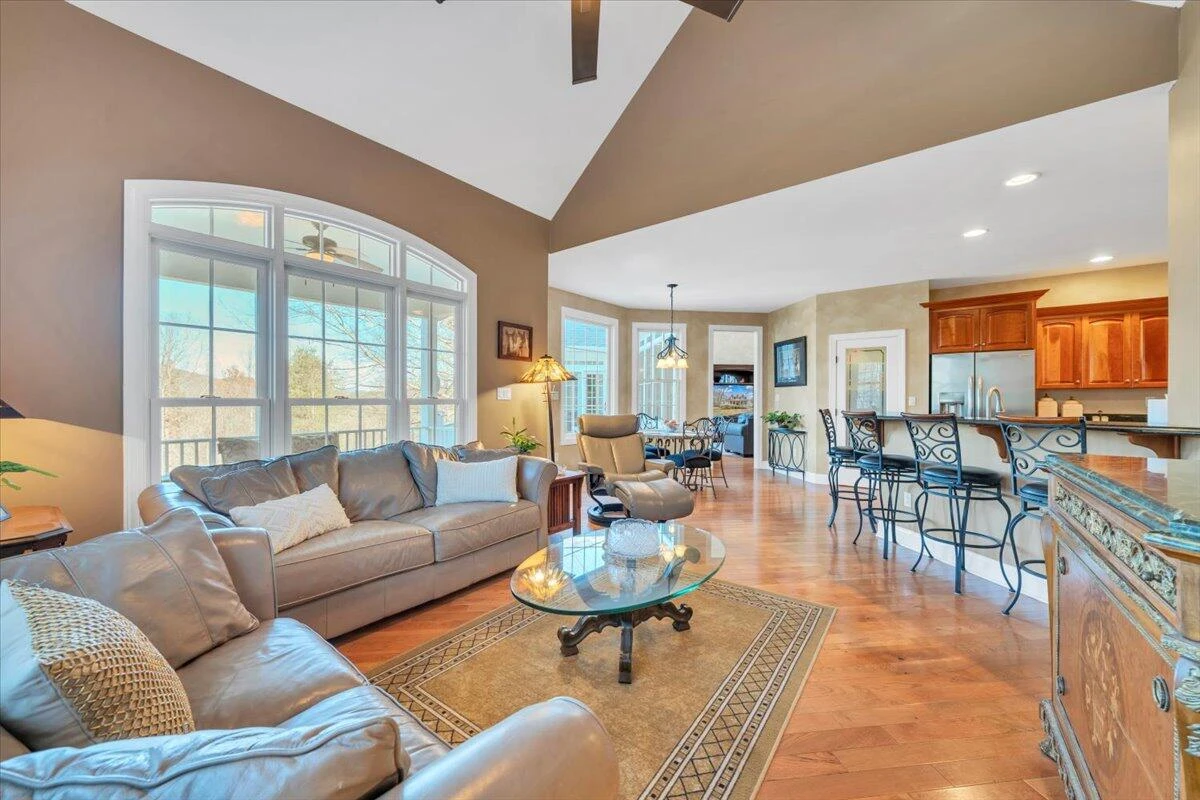 5565 Carons View LN - Photo 37