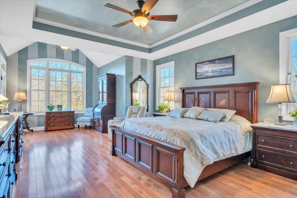 5565 Carons View LN - Photo 44
