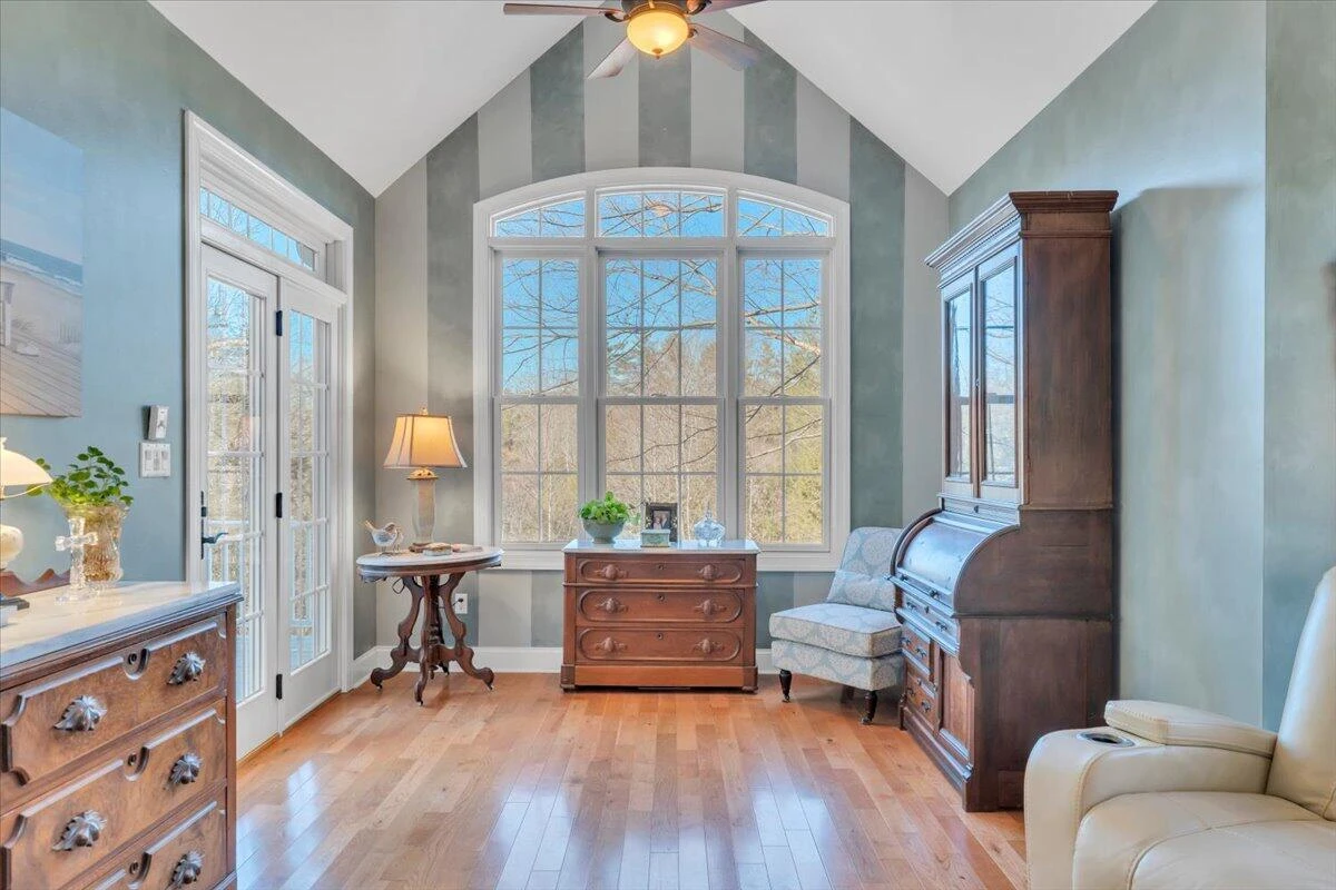 5565 Carons View LN - Photo 46