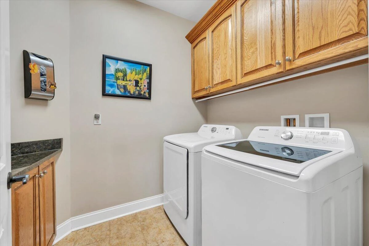 5565 Carons View LN - Photo 55