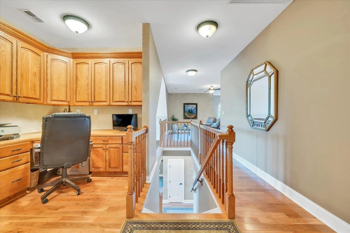 5565 Carons View LN - Photo 59