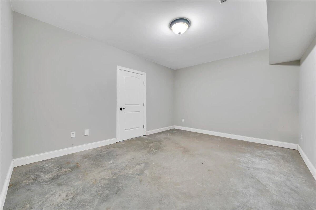 5565 Carons View LN - Photo 88