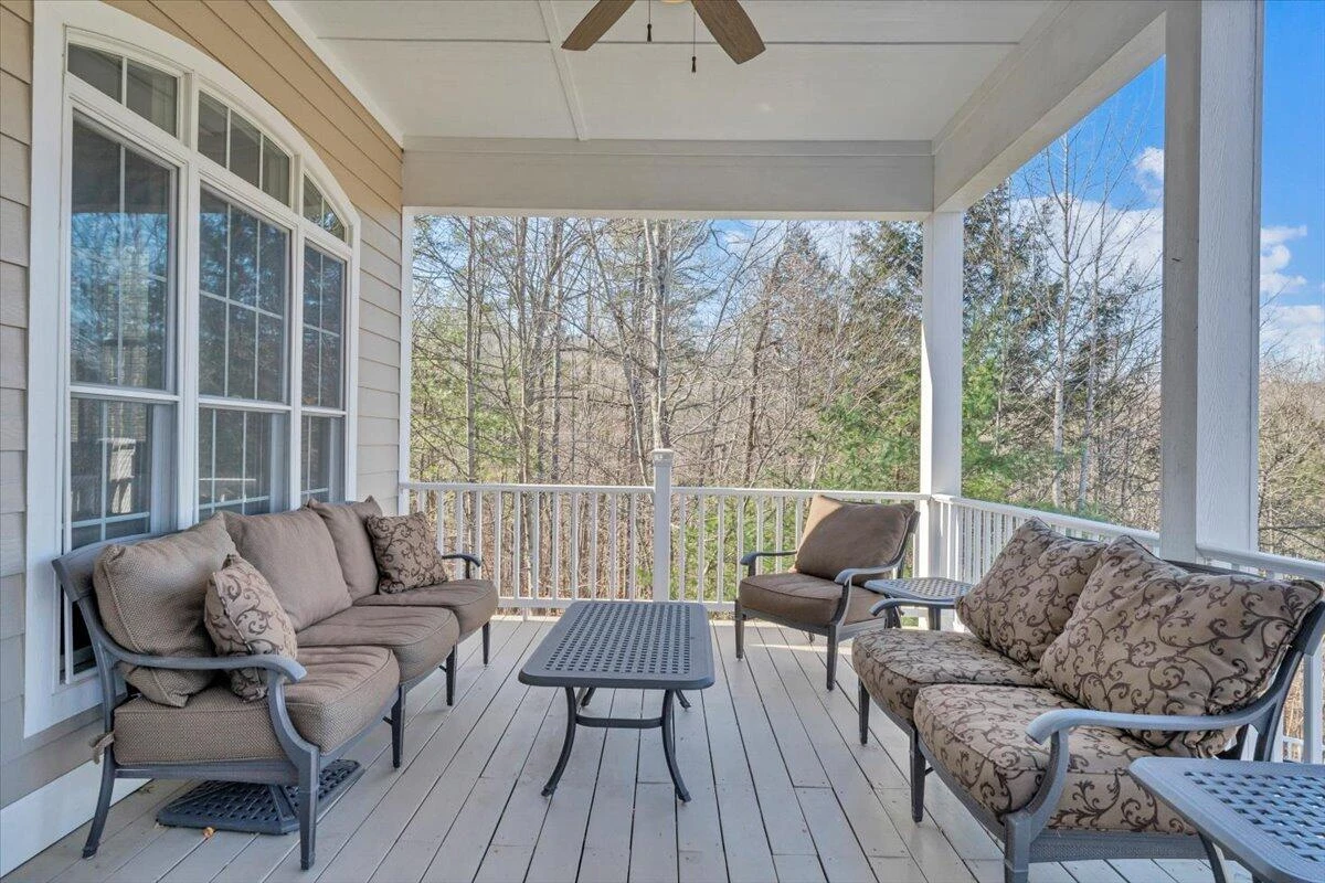 5565 Carons View LN - Photo 92