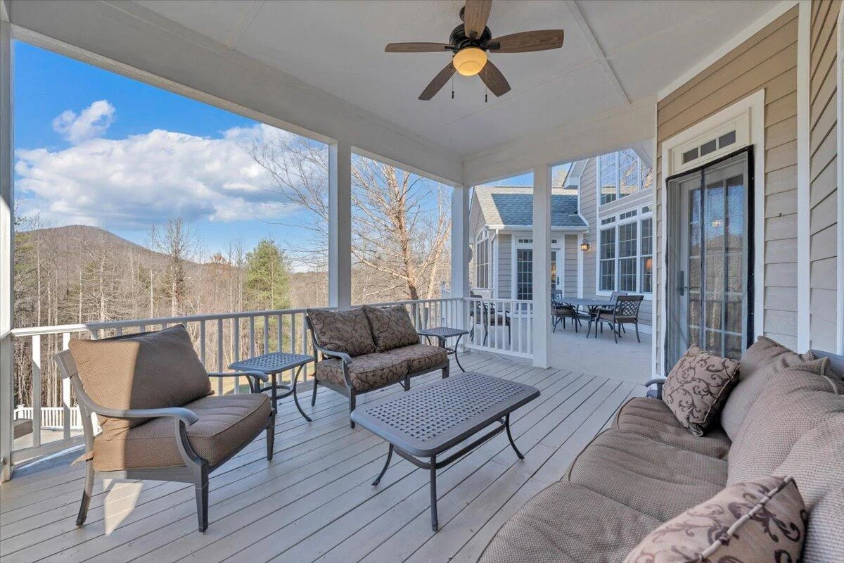 5565 Carons View LN - Photo 93
