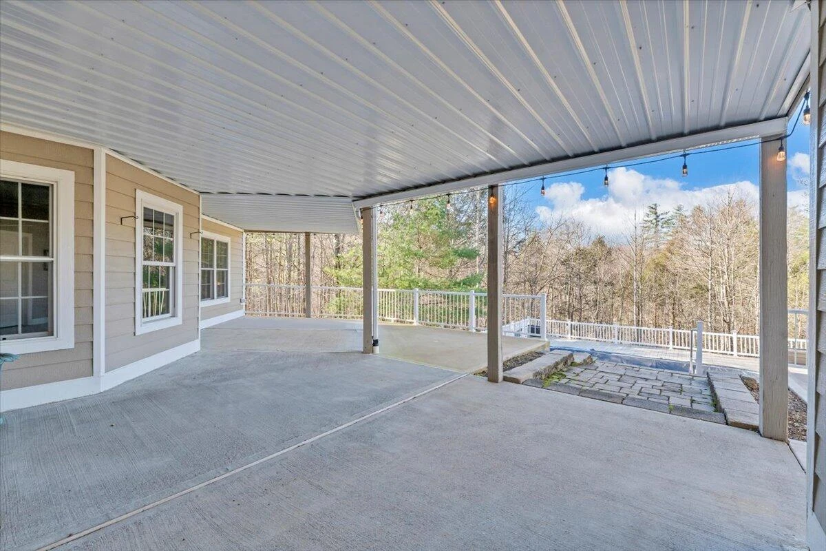 5565 Carons View LN - Photo 98