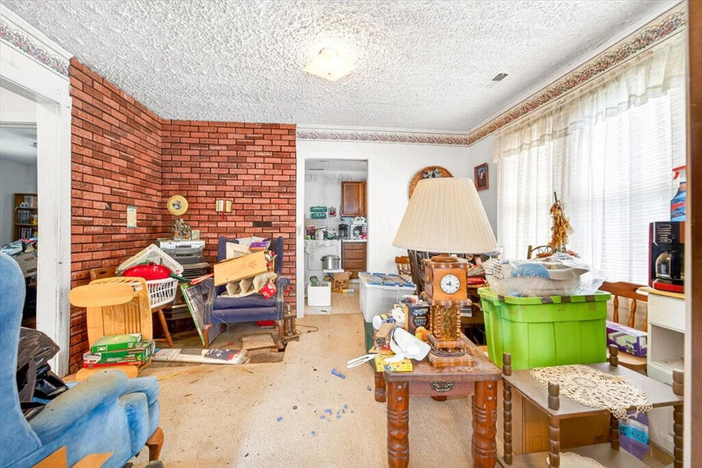 413 Commerce AVE - Photo 6