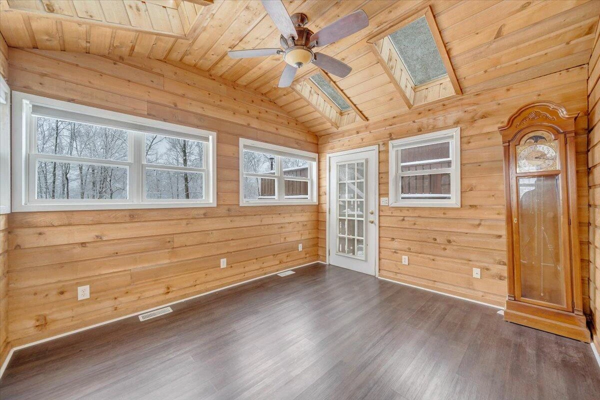 1261 Bearcreek Loop - Photo 18