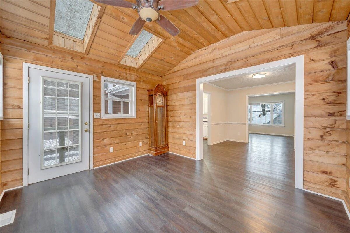 1261 Bearcreek Loop - Photo 19