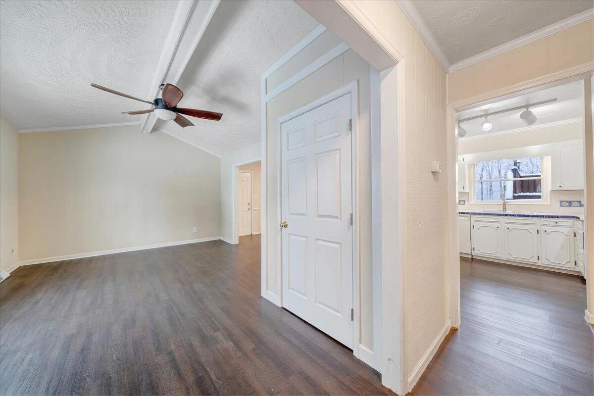 1261 Bearcreek Loop - Photo 8