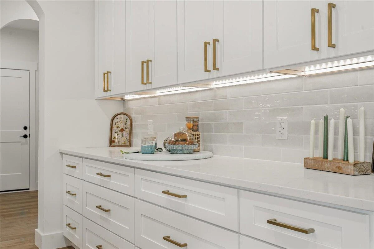 1037 Westerham CT - Photo 16