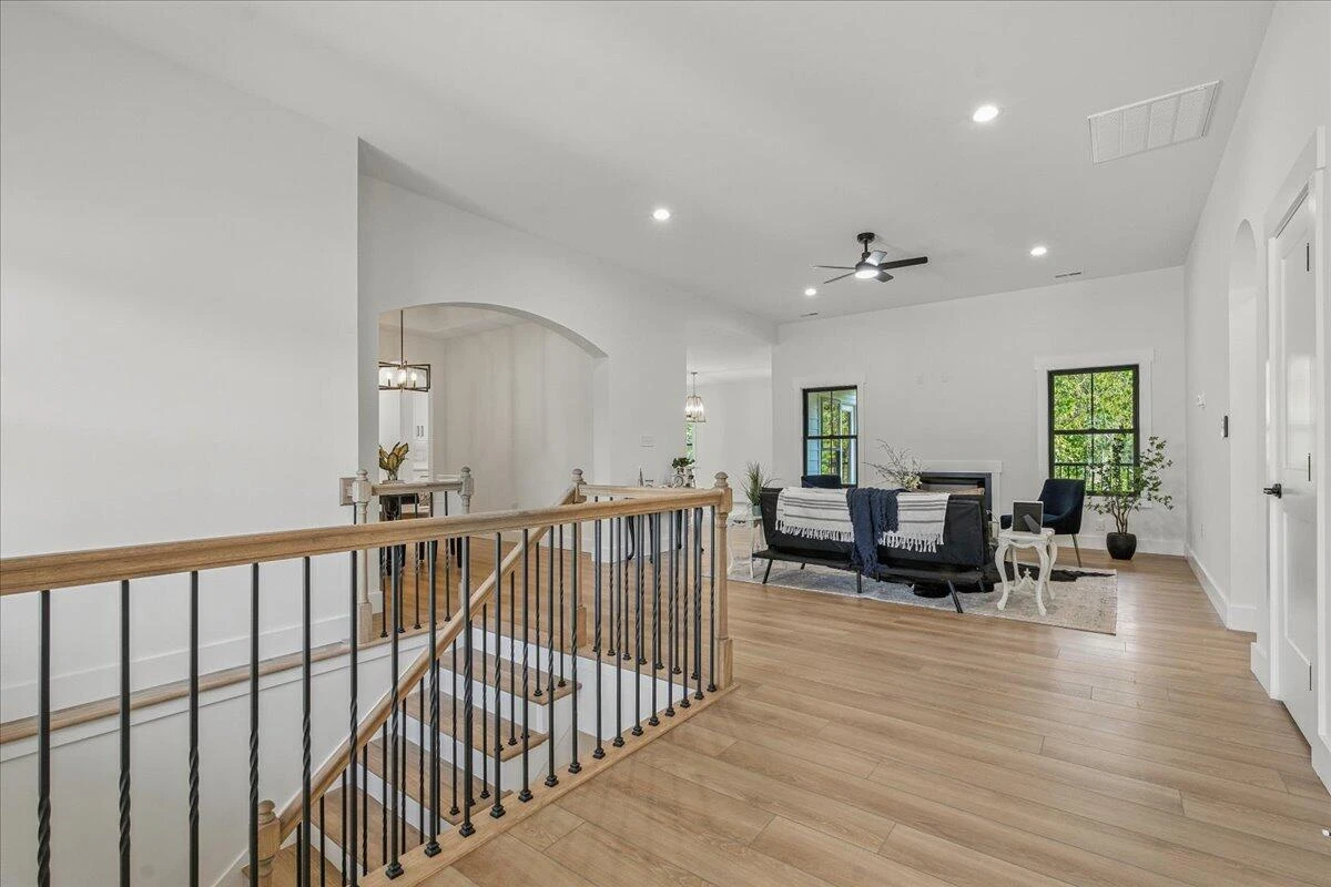 1037 Westerham CT - Photo 2