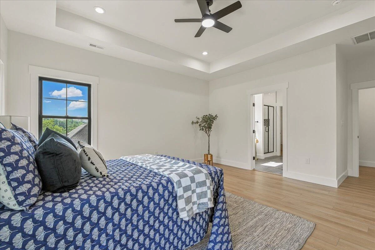 1037 Westerham CT - Photo 20