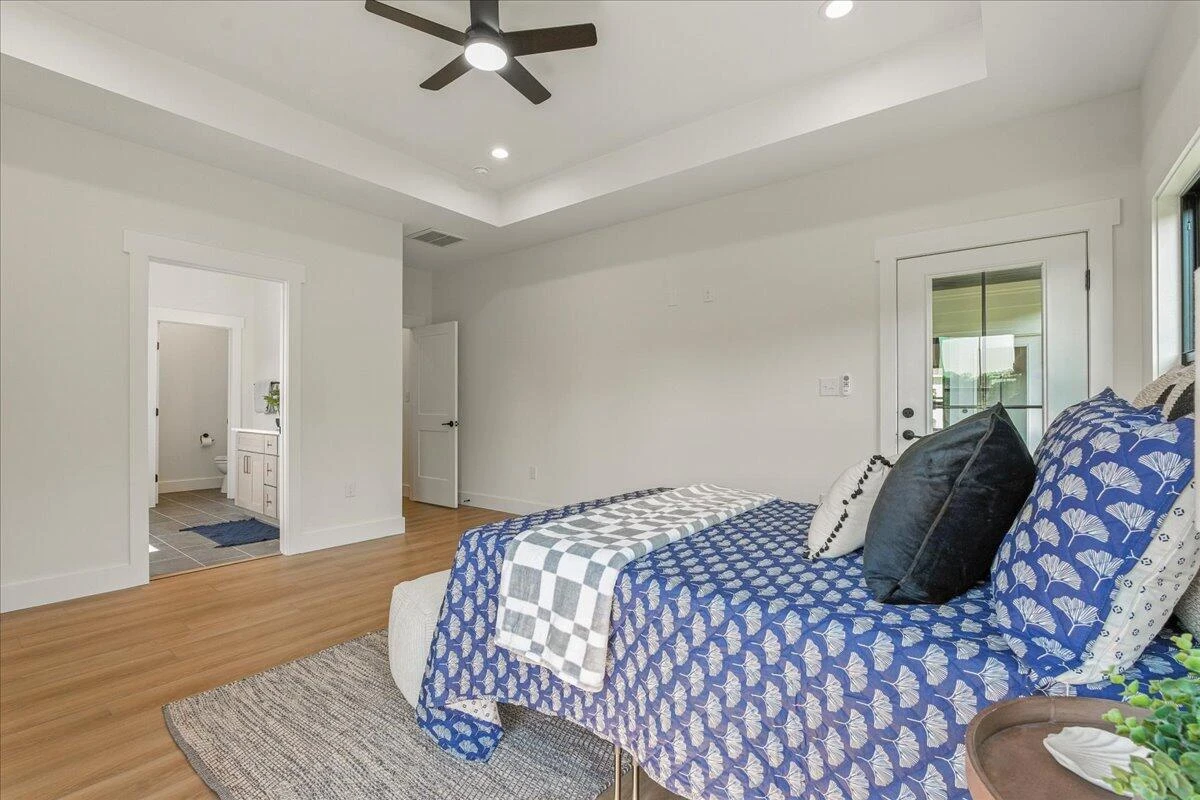 1037 Westerham CT - Photo 21