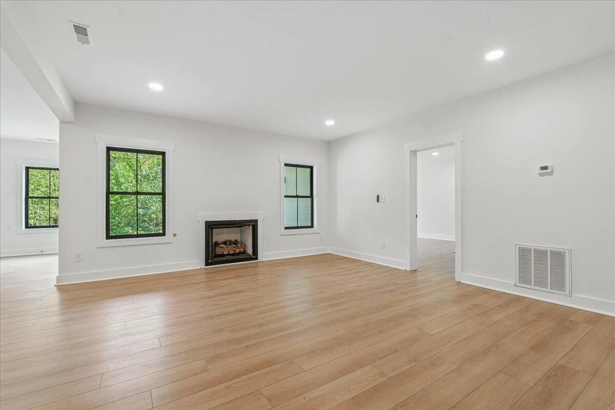 1037 Westerham CT - Photo 38