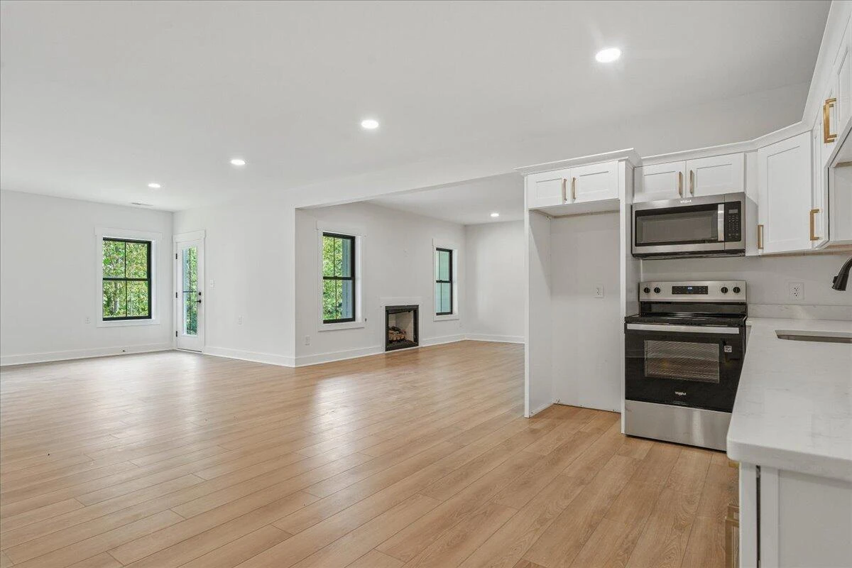 1037 Westerham CT - Photo 49