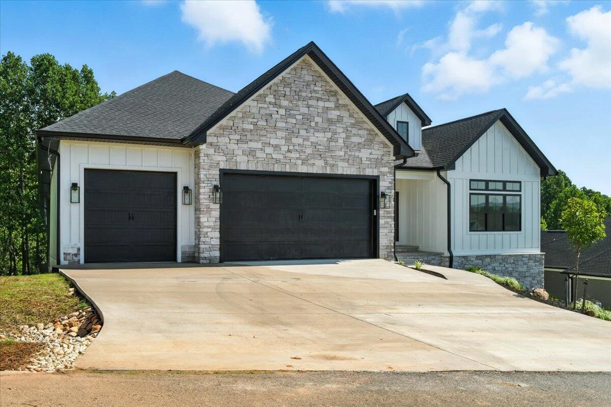 1037 Westerham CT - Photo 57