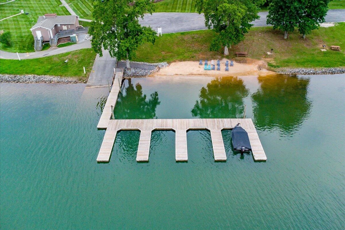 1037 Westerham CT - Photo 80