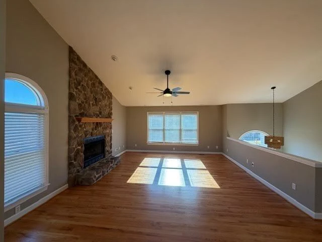1020 Lauderdale AVE - Photo 3