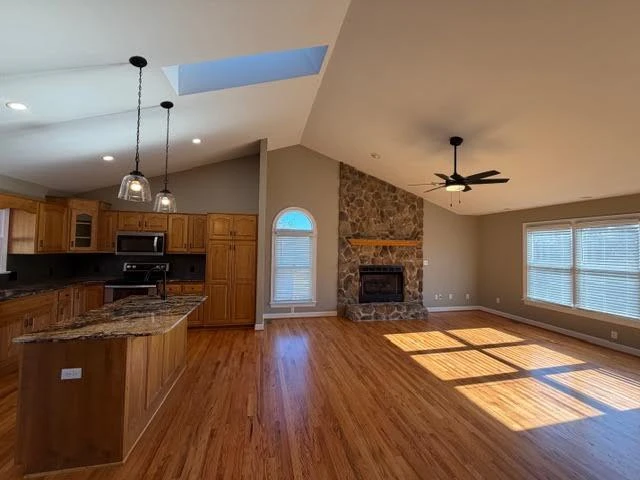 1020 Lauderdale AVE - Photo 4