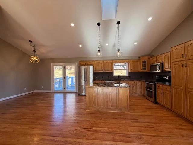1020 Lauderdale AVE - Photo 5
