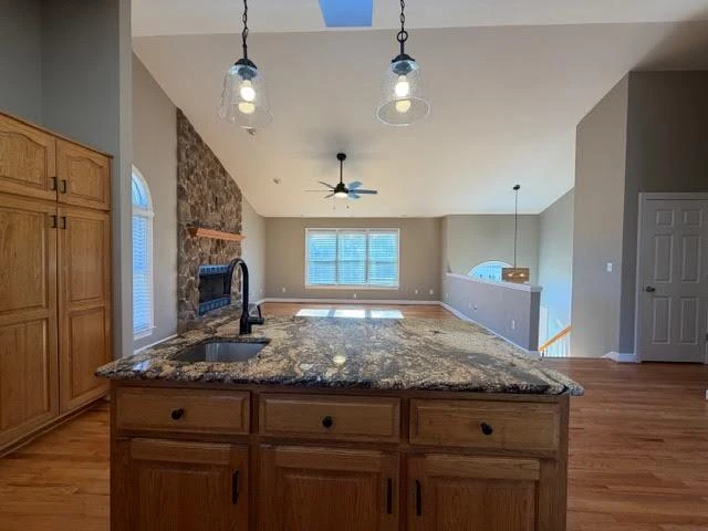 1020 Lauderdale AVE - Photo 8