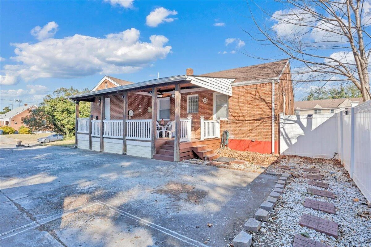 4820 Rutgers ST NW - Photo 37
