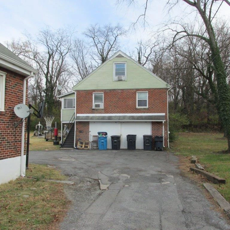 1125 Forest Park BLVD NW - Photo 3