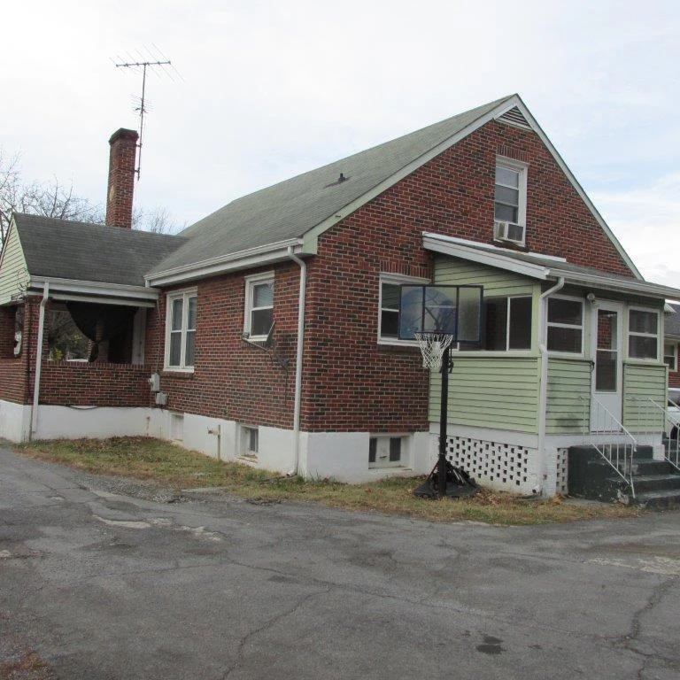 1125 Forest Park BLVD NW - Photo 5