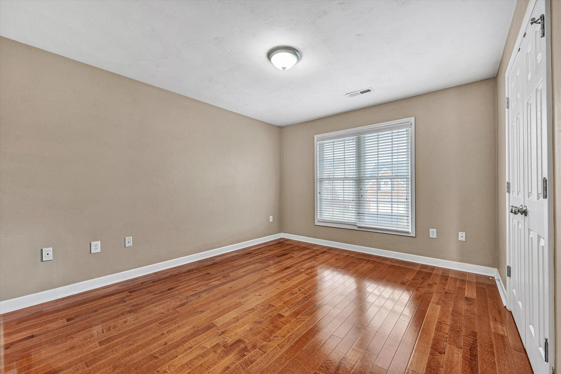 2158 River Oaks DR - Photo 30