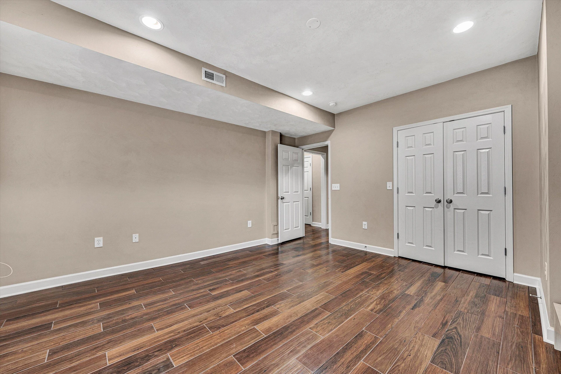 2158 River Oaks DR - Photo 55