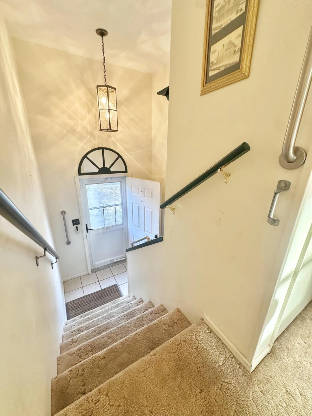 605 Chestnut ST - Photo 6