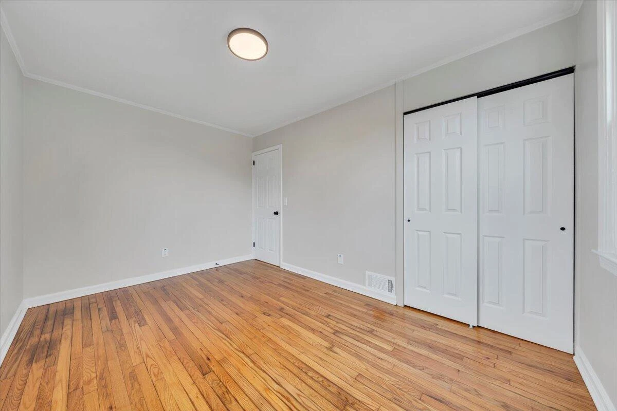 1004 26th ST SW - Photo 12