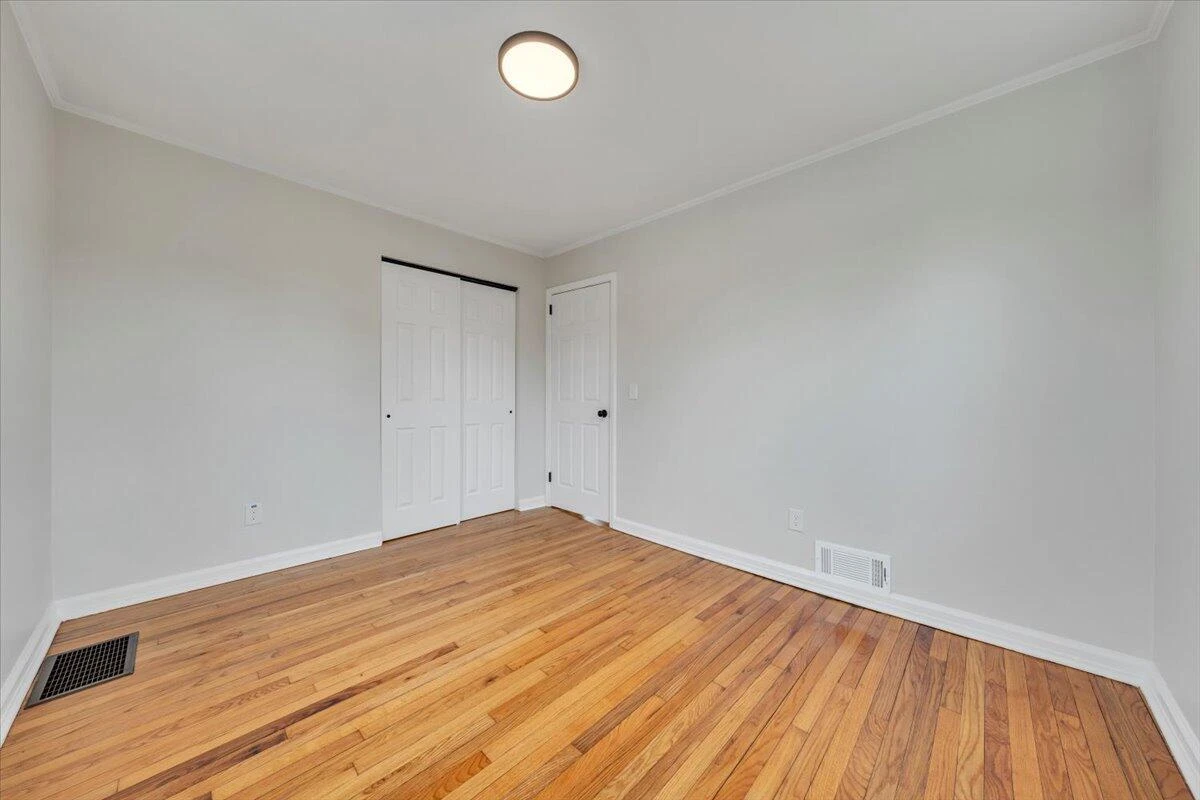 1004 26th ST SW - Photo 14
