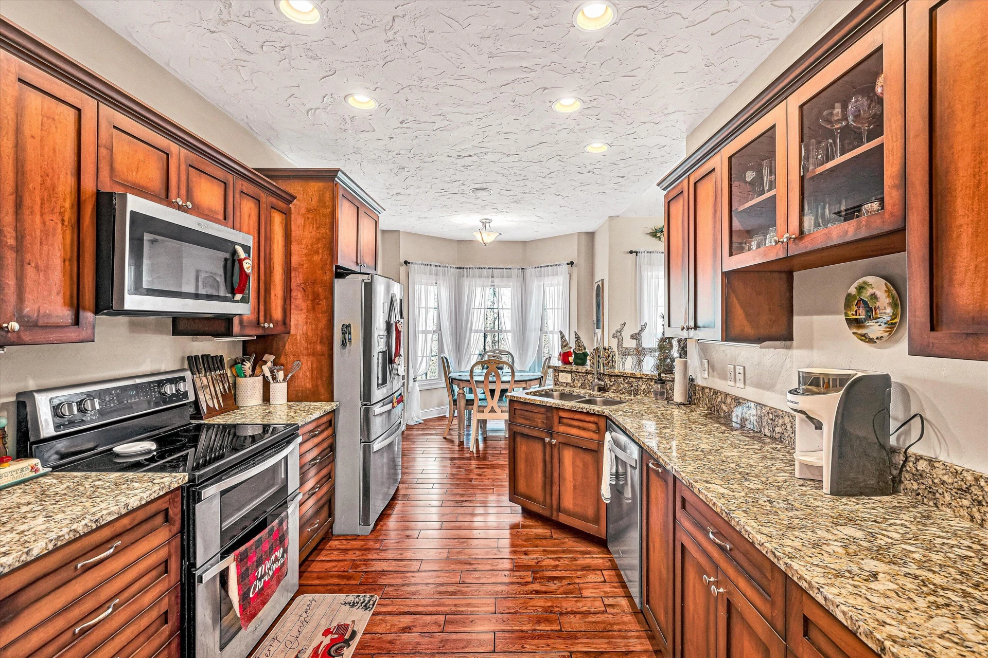 225 Woods Edge DR - Photo 13
