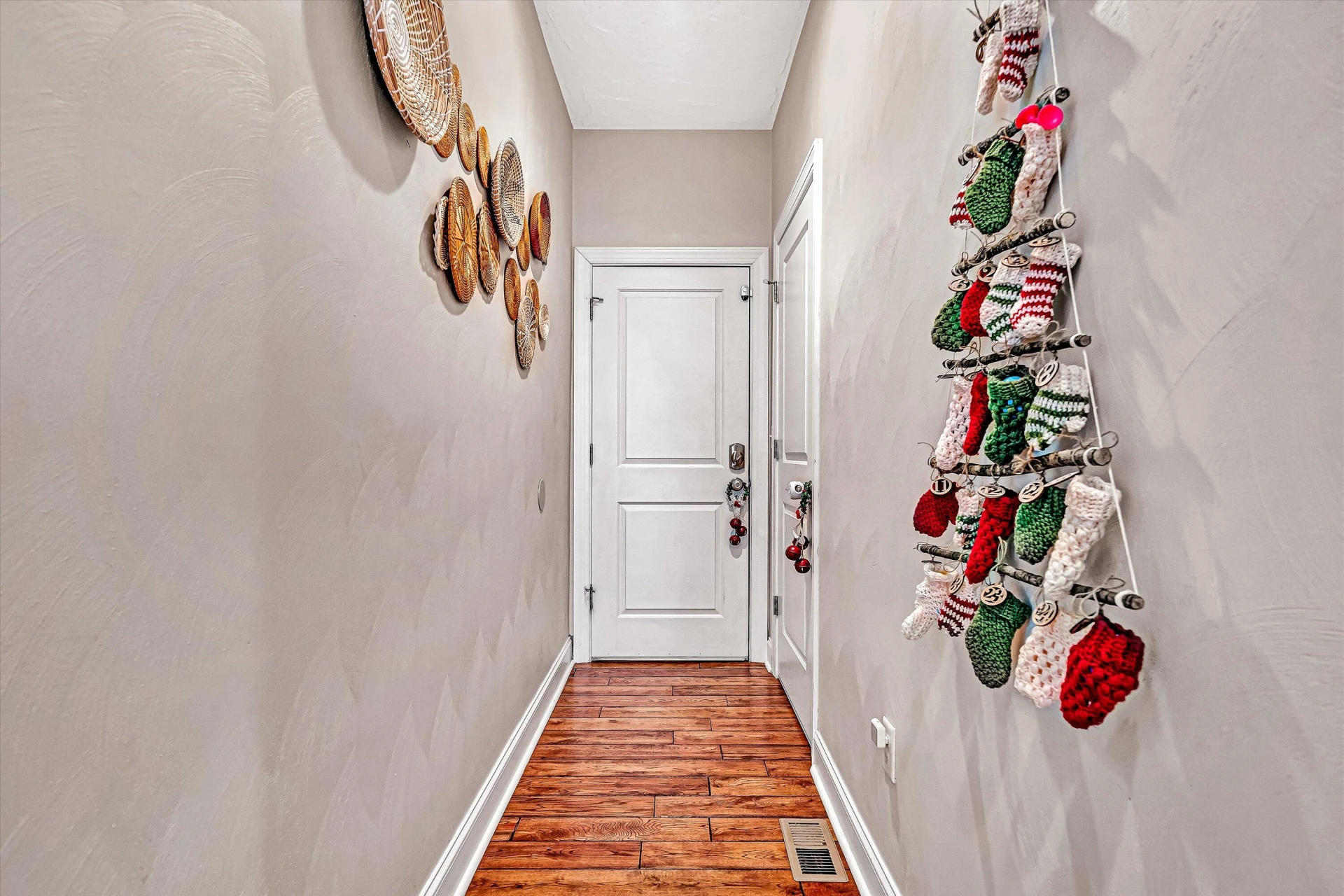 225 Woods Edge DR - Photo 17