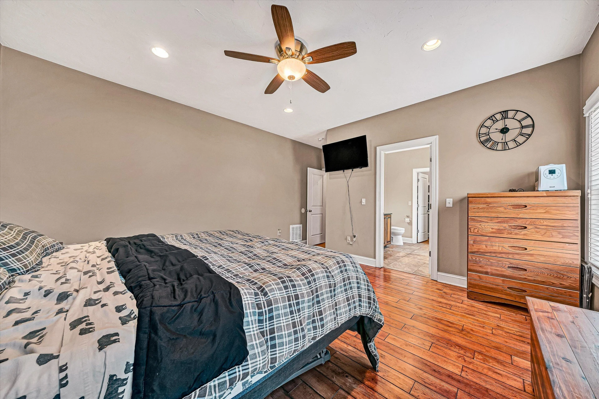 225 Woods Edge DR - Photo 20