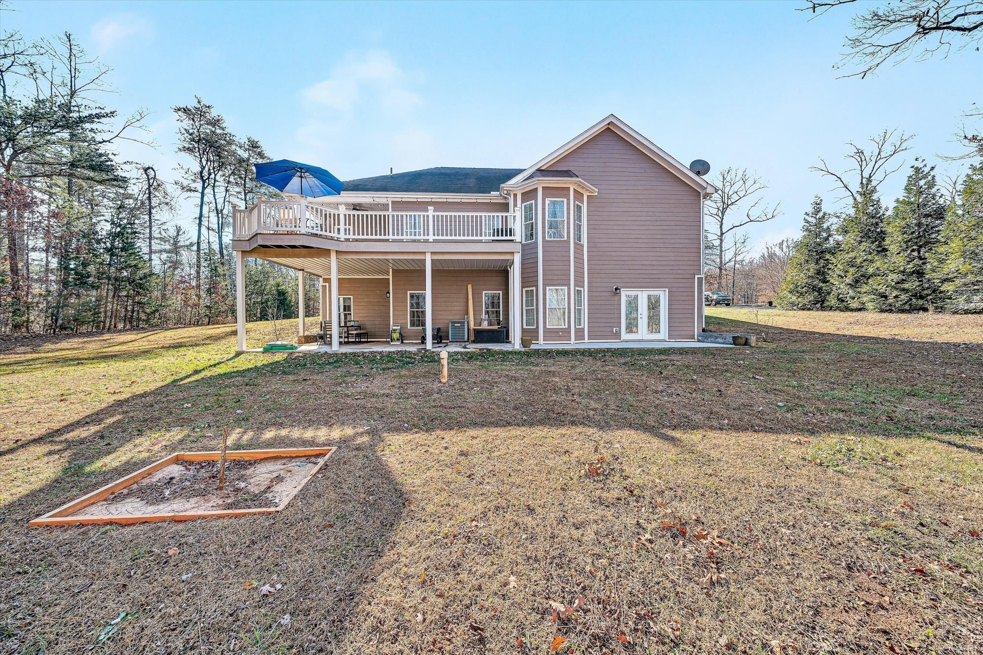 225 Woods Edge DR - Photo 41