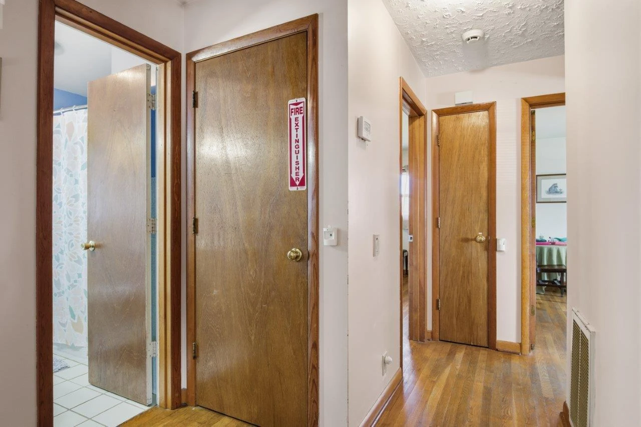 200 Douglas LN - Photo 15