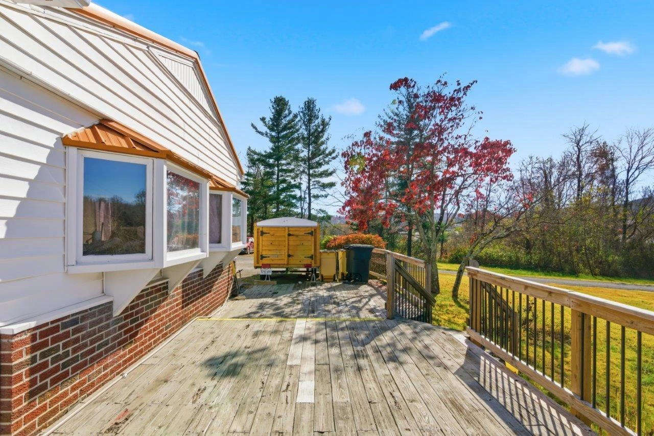 200 Douglas LN - Photo 31
