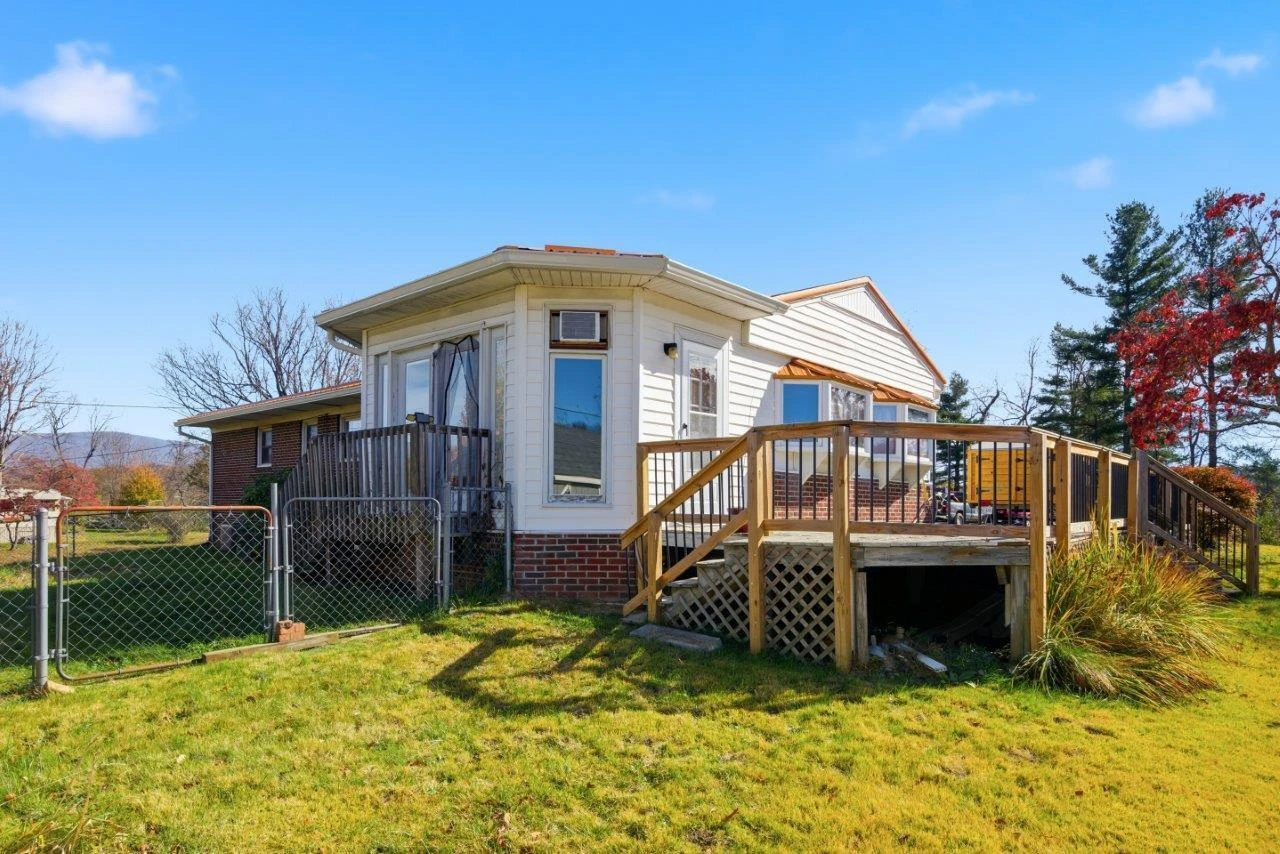 200 Douglas LN - Photo 33
